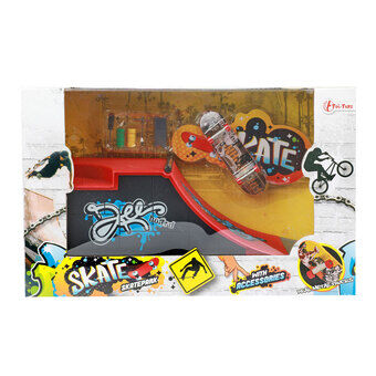 Skate Finger Skateboard with Skate Track Set