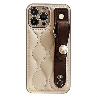 For iPhone 13 Pro 6.1 inch Scratch Resistant Rhombus Texture PU Leather Coated PC Hard Case Back Cover with Faux Pearl Wristband